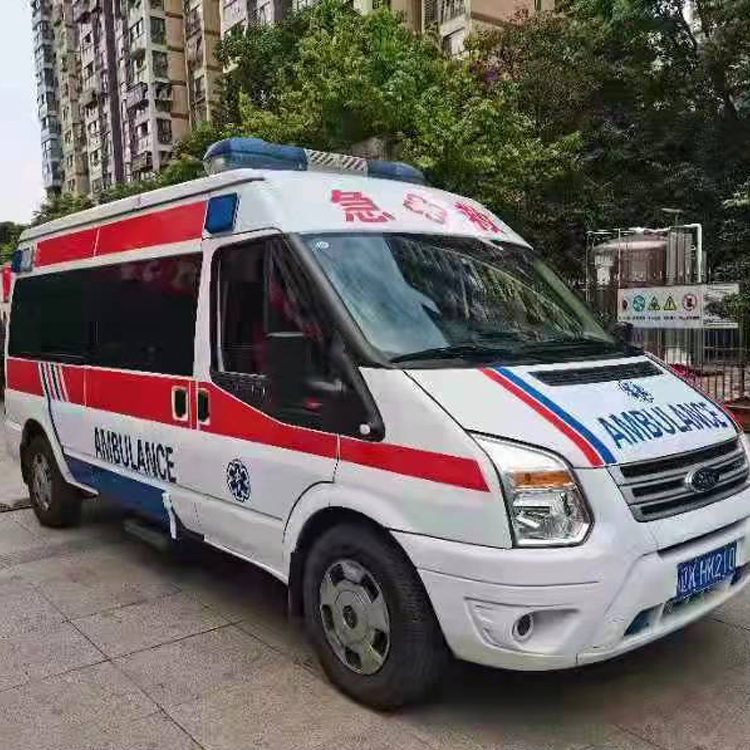 石泉长途救护车护送病人返乡